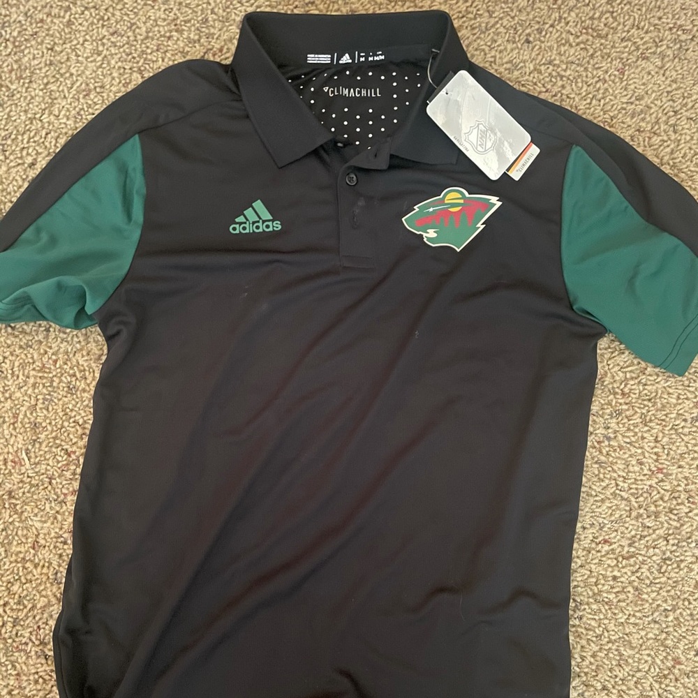 Men’s adidas Minnesota Wild polo shirt. Climachill material from Adidas. Size M